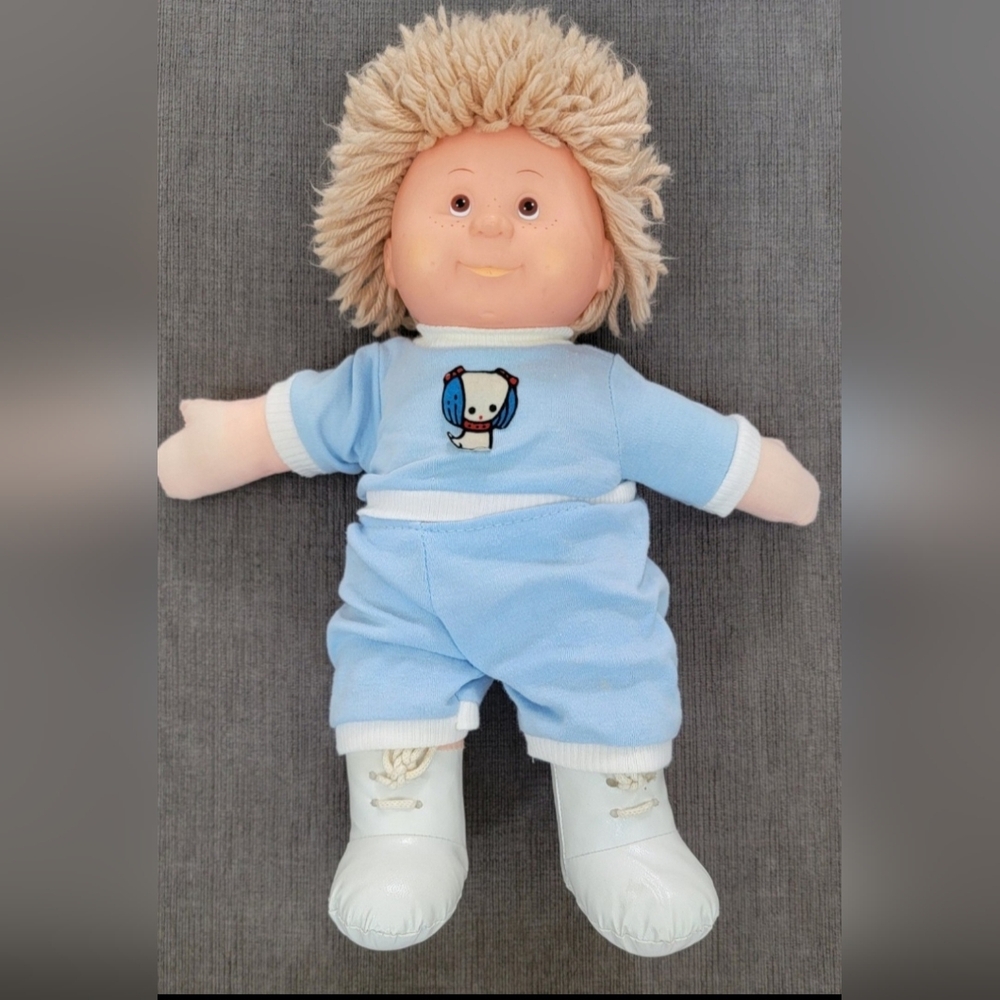 Vintage Doll 1983 Blue-Box Flower Kid
